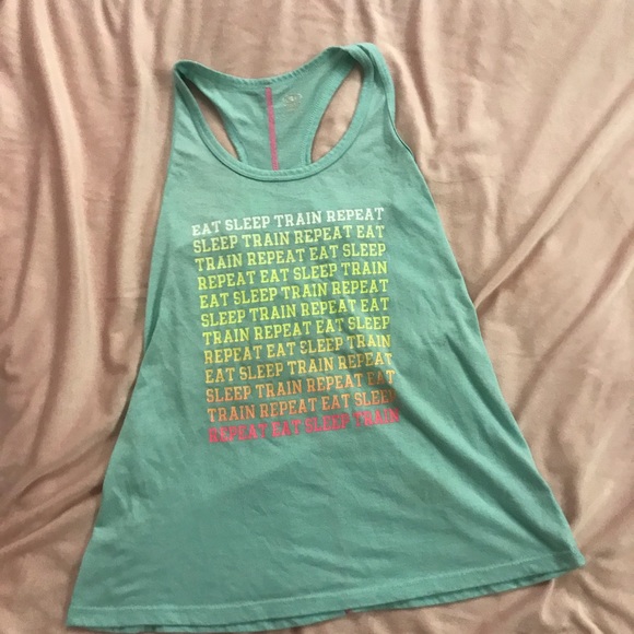 Tank top bundle - Picture 4 of 9